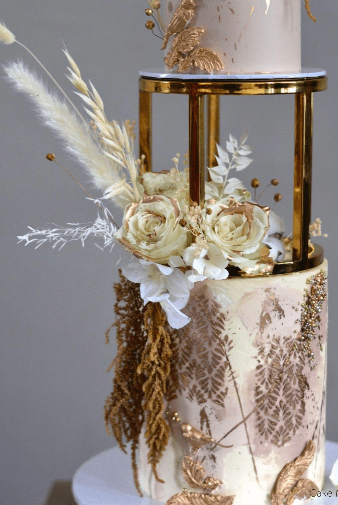 6" Round Metallic Cake Separator - Prop Options