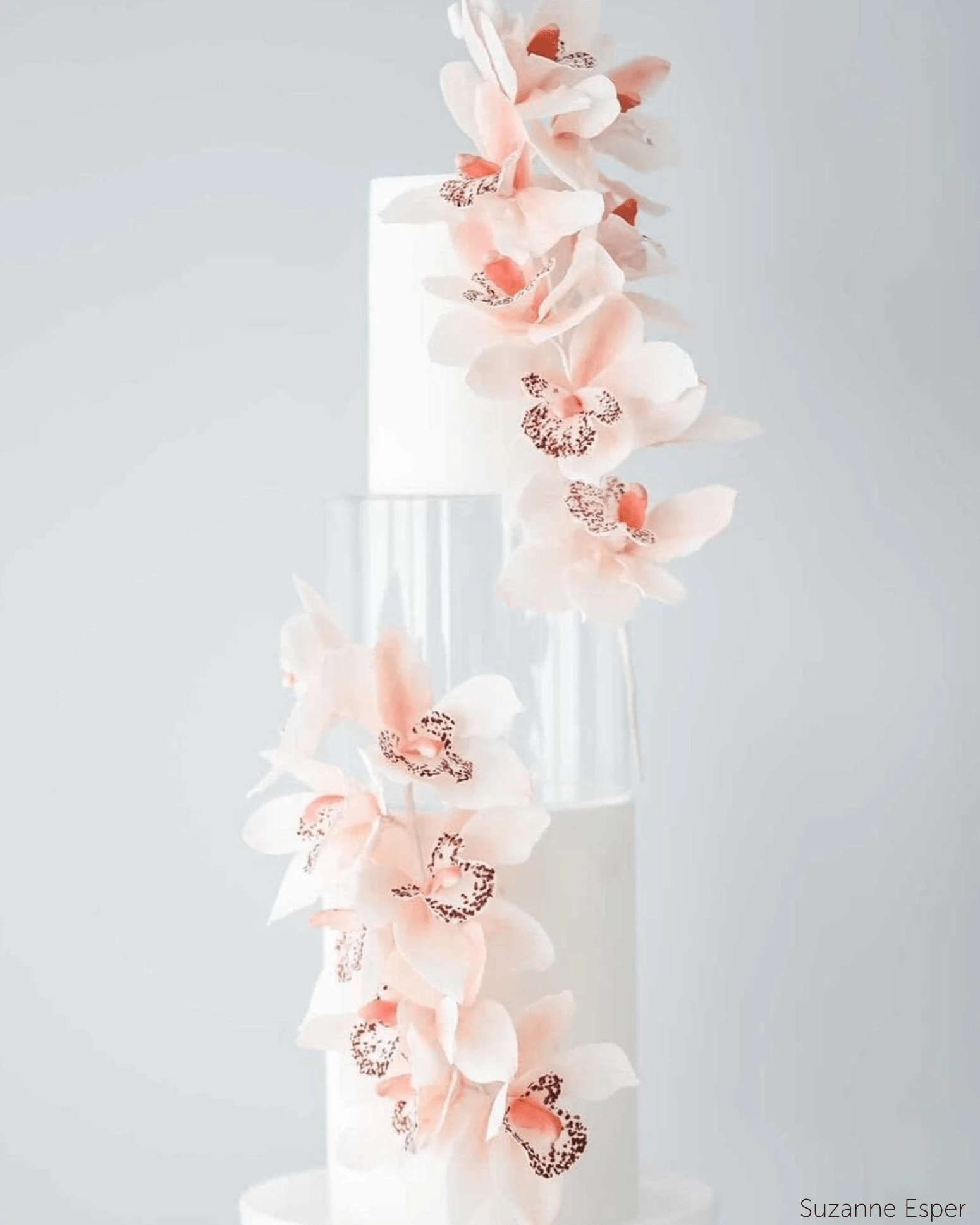 Round Acrylic Fillable Clear Tiers - Prop Options