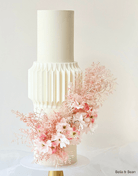 Round Fluted Cake Separator - Prop Options