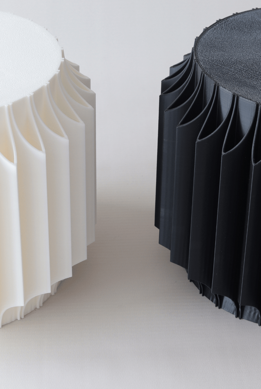 Round Fluted Cake Separator - Prop Options