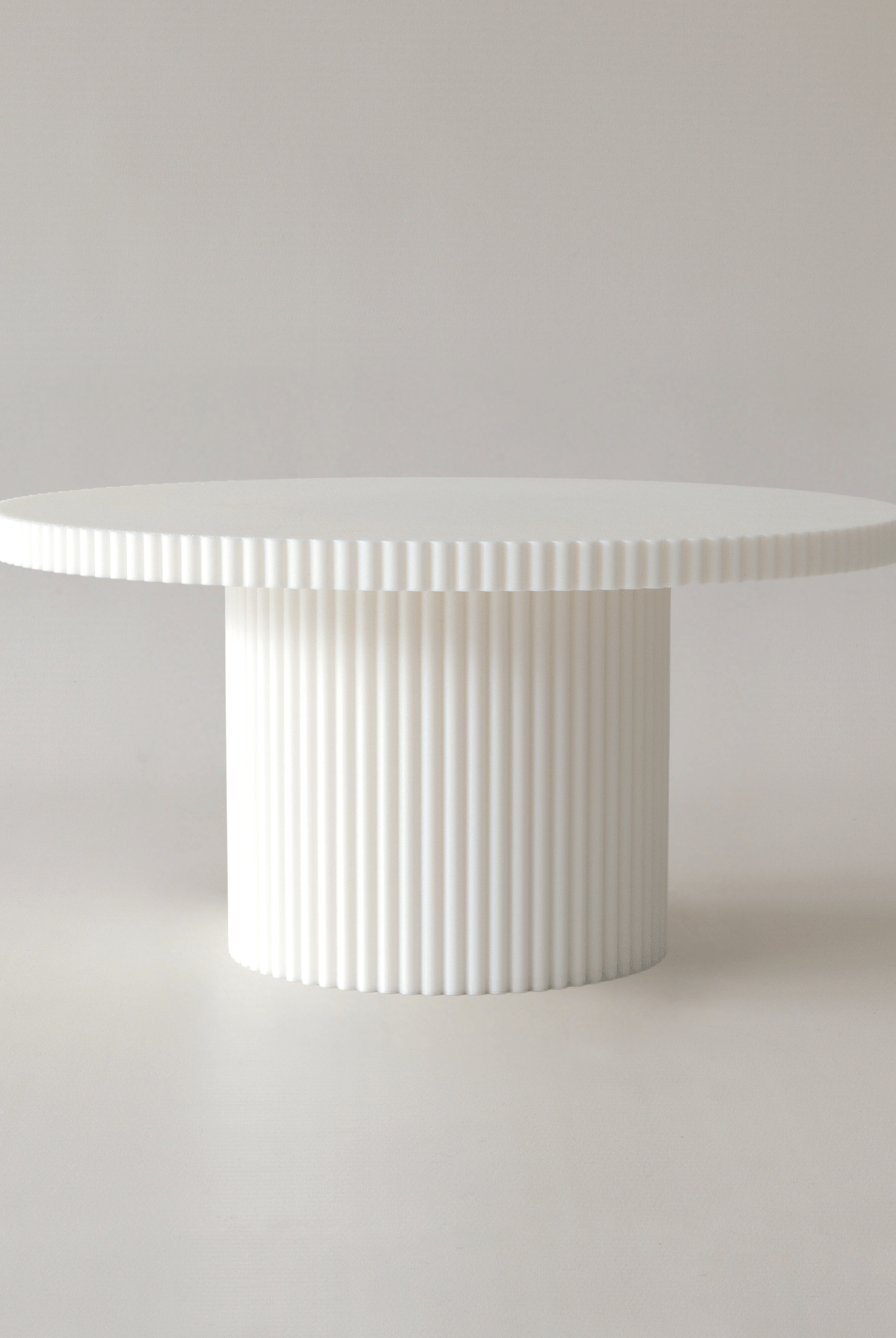 Round Reeded Cake Stand - Prop Options