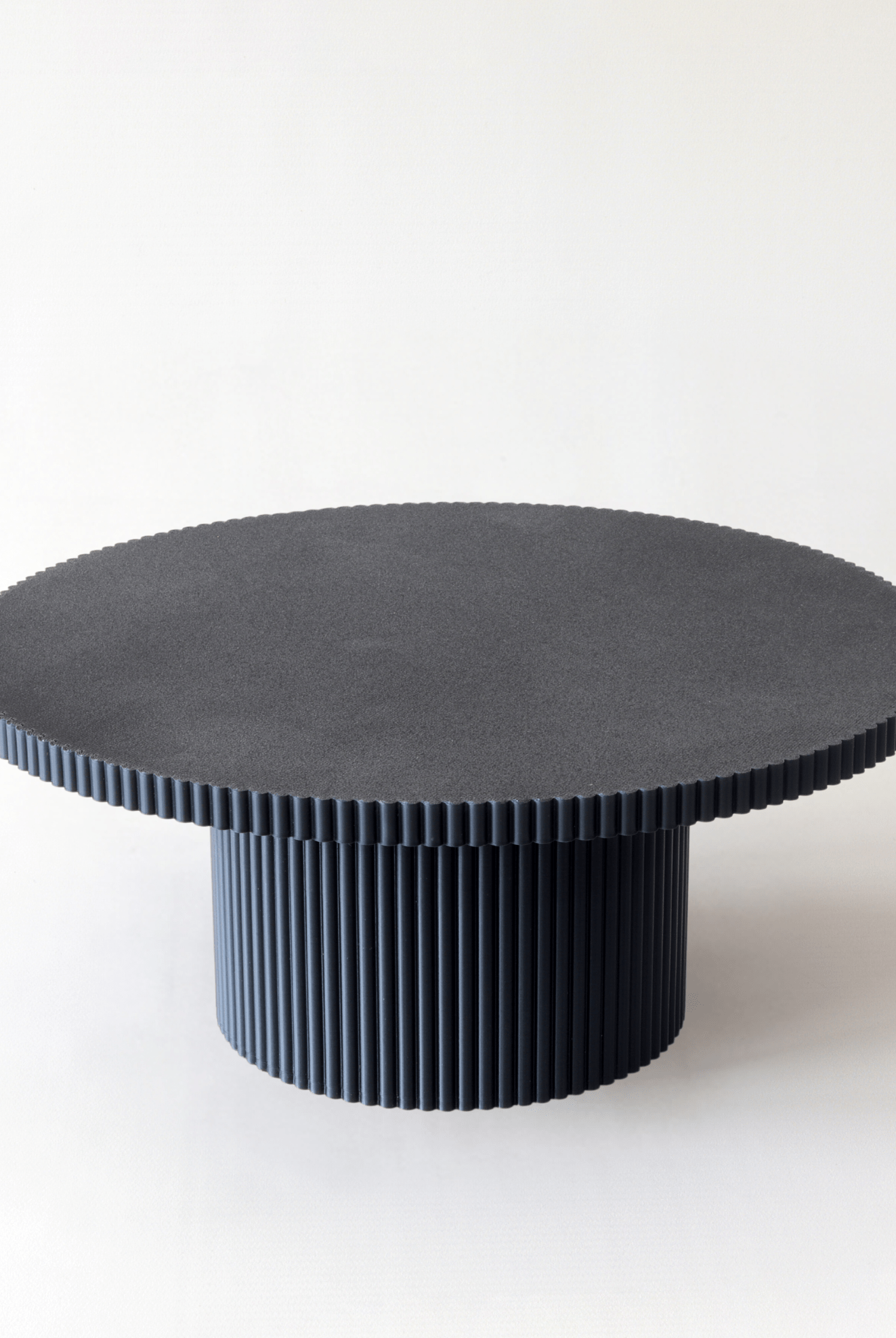 Round Reeded Cake Stand - Prop Options