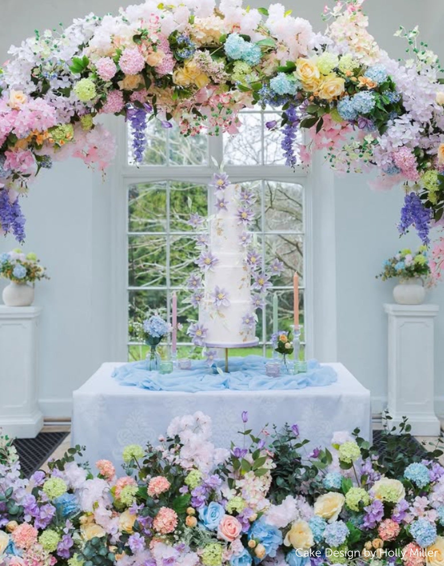 Special Edition 12" Gold Stiletto Cake Pedestal - Prop Options