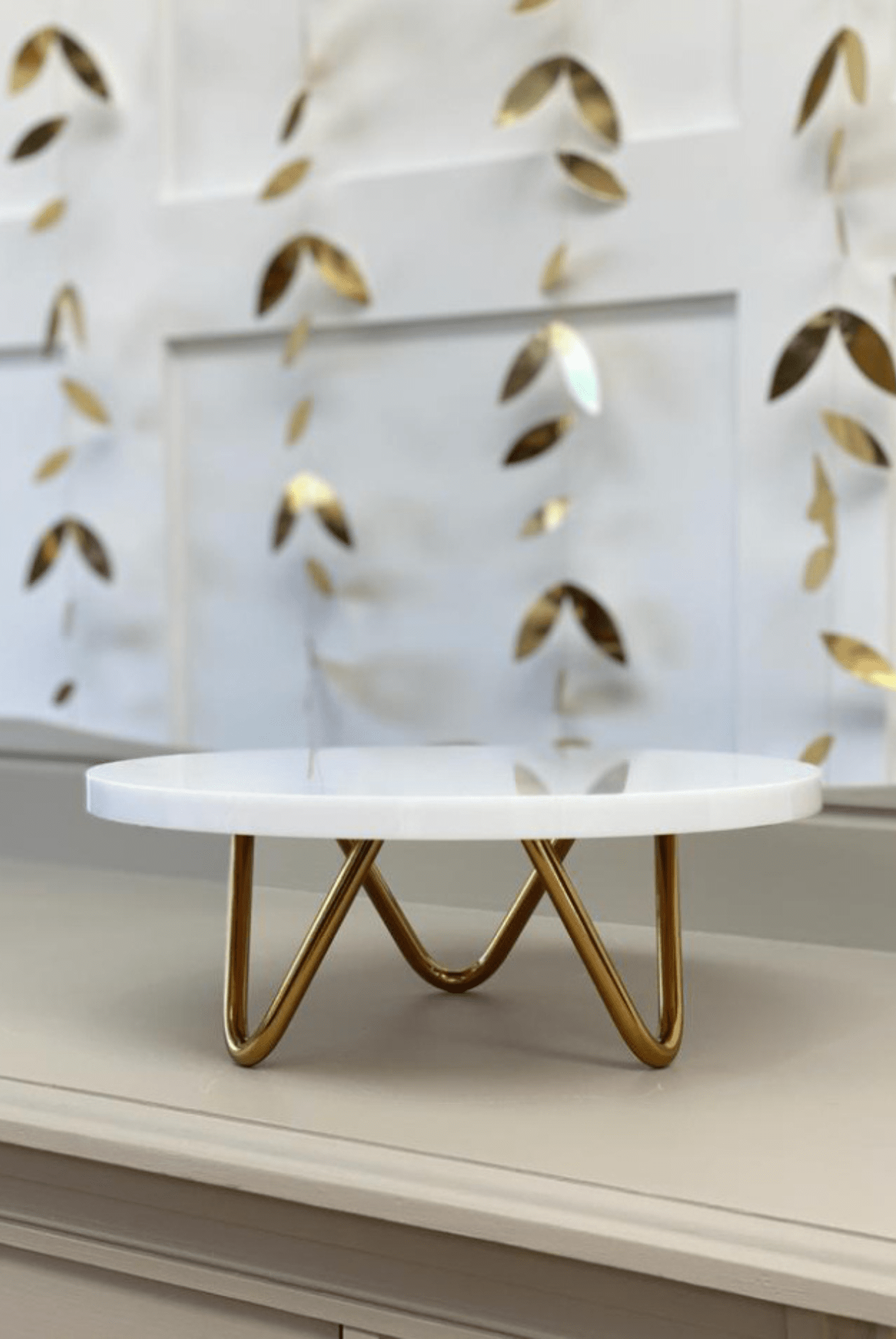 The Pinnacle Acrylic Hairpin Cake Stand - Prop Options