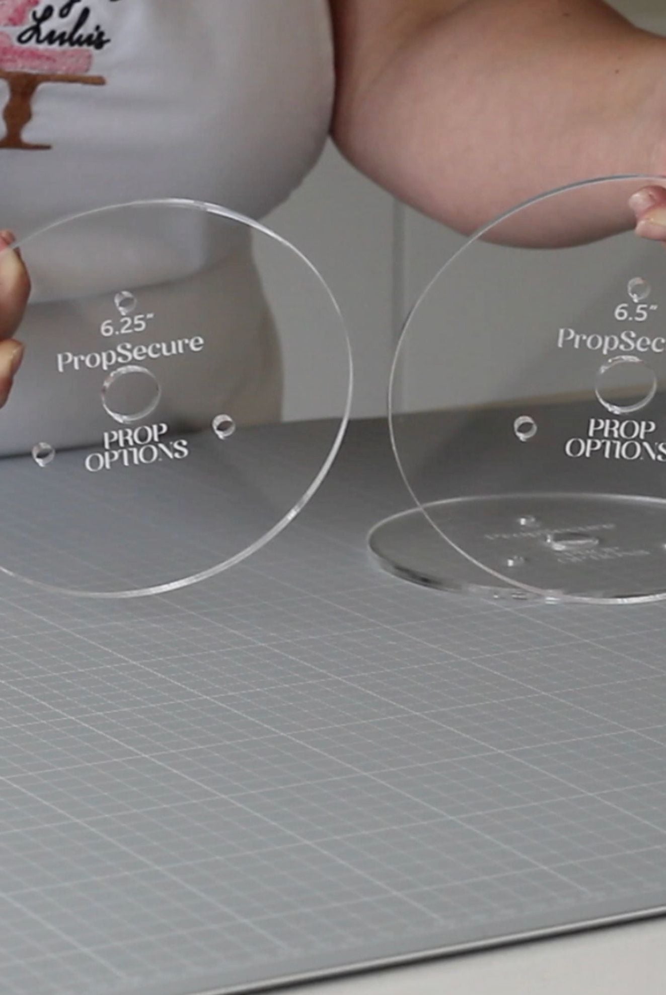 The Round Cake Compass: Round Cake Boards and Plates - Prop Options