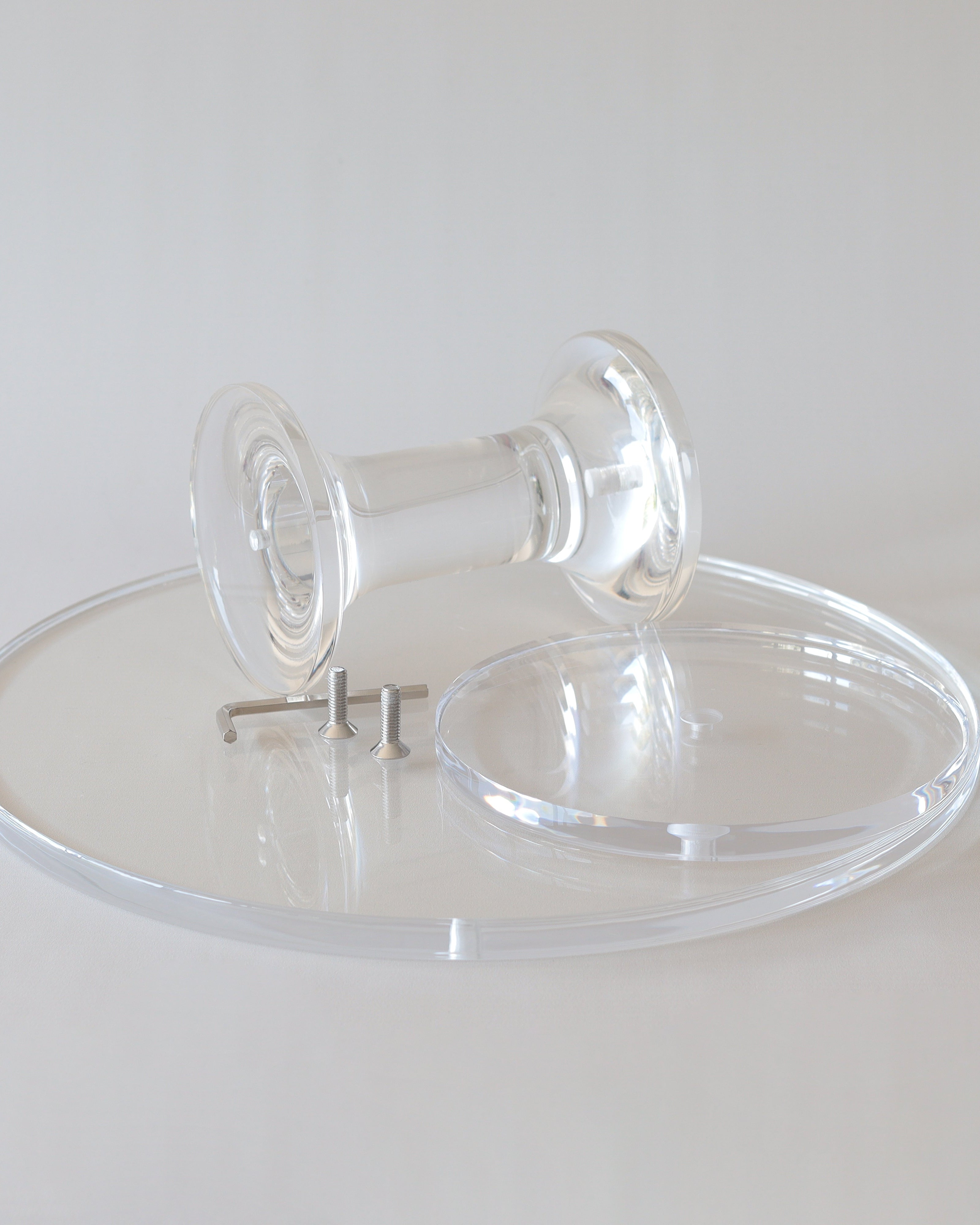 Ultra - polished Acrylic Pedestal Cake Stand - Prop Options