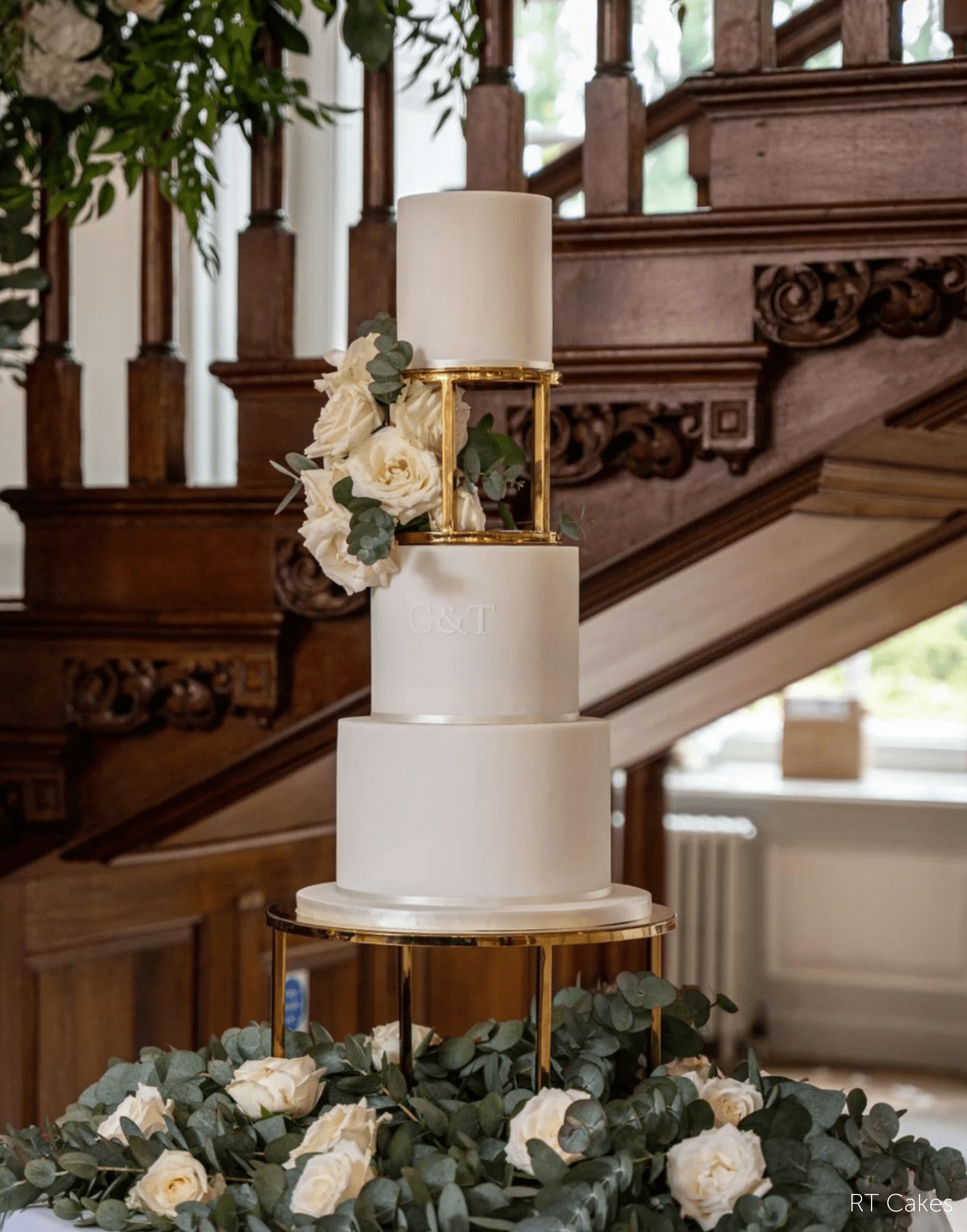 14” Round Metallic Plinth - Prop Options