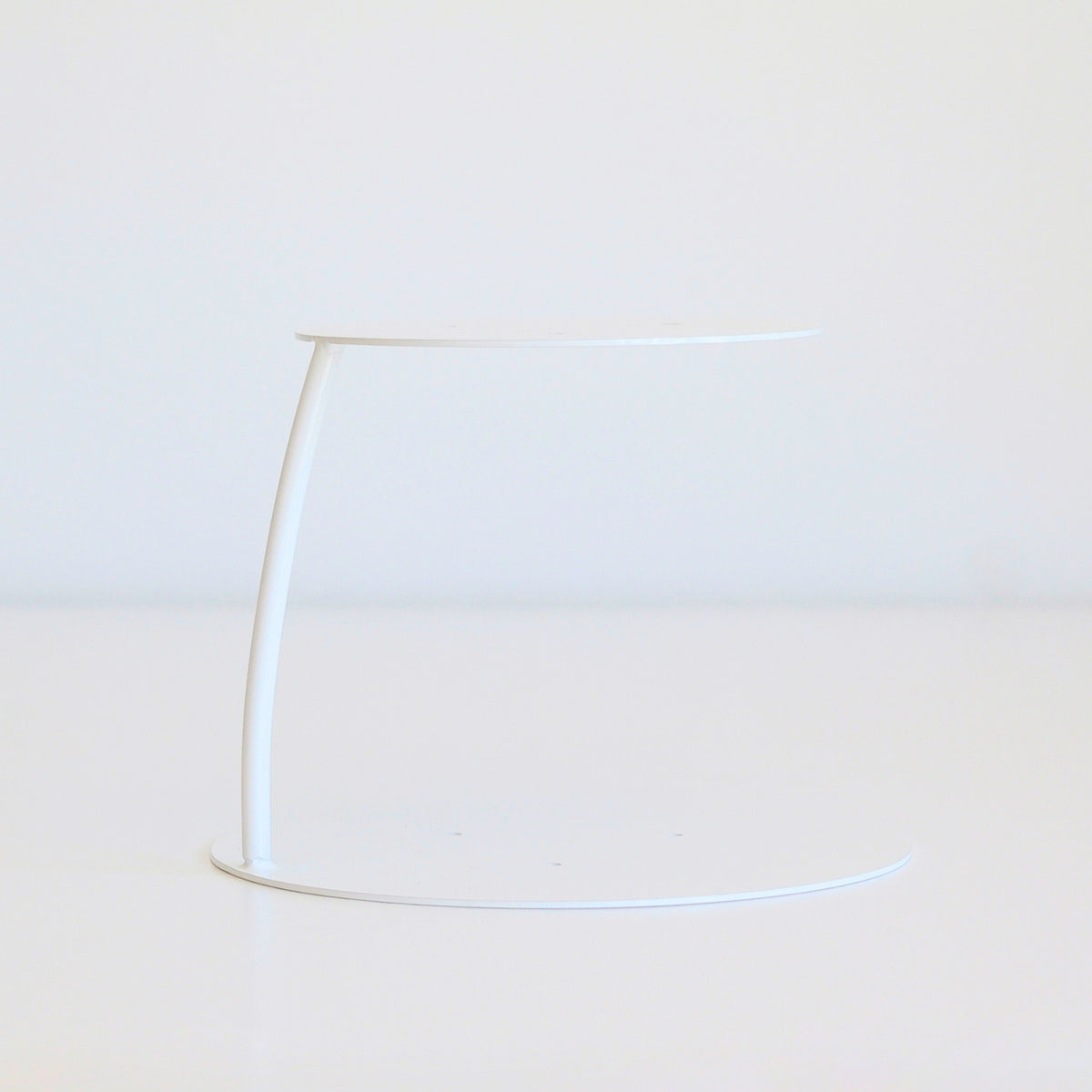 Round Side Bar Floating PropSecure® Cake Separator | Prop Options