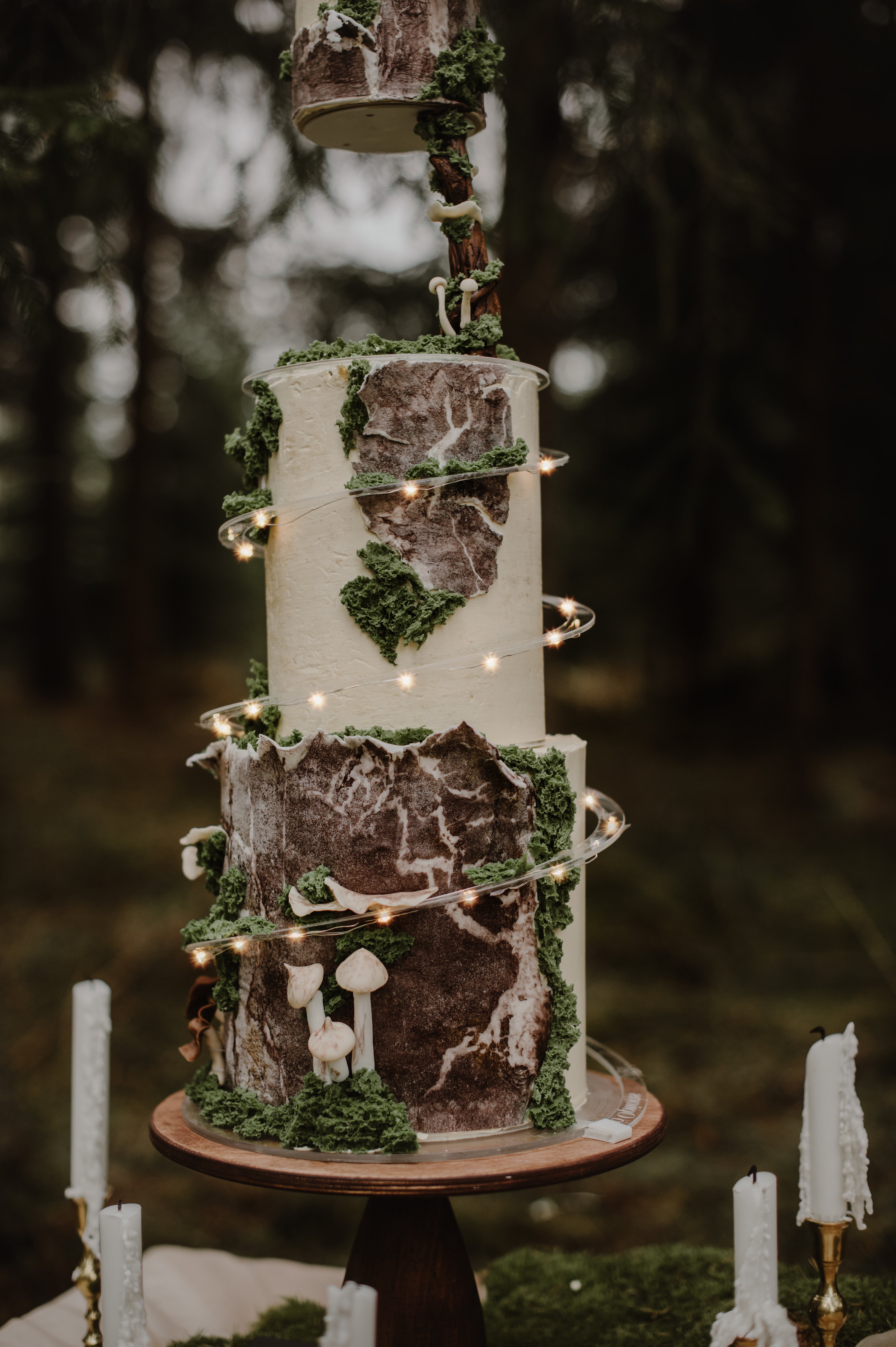 Cake Spiral™ - Acrylic Wrap for Tiered Cakes - Prop Options