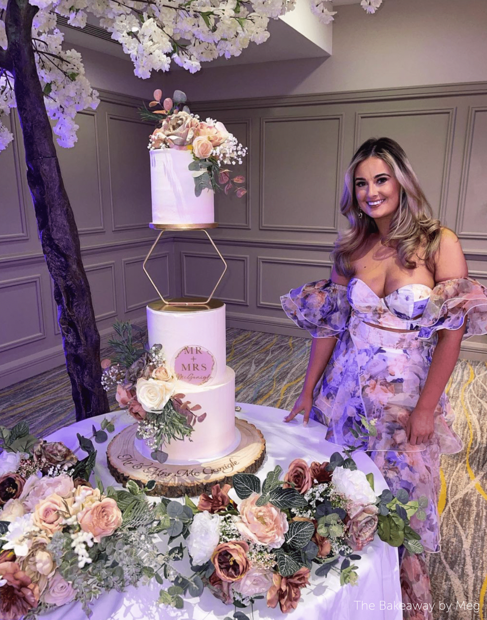 The Original Hexagon Tier Separator - Prop Options